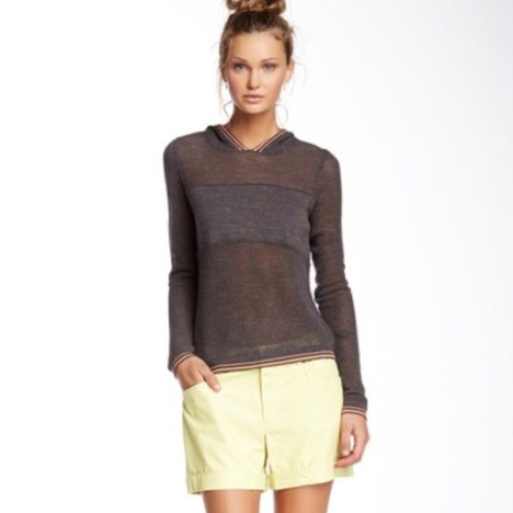BCBGeneration FIRSTKISS yellow short NWT